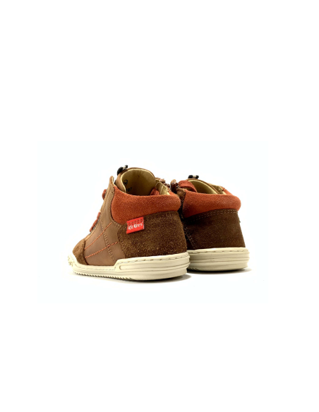 1er pas jad-9 KICKERS
