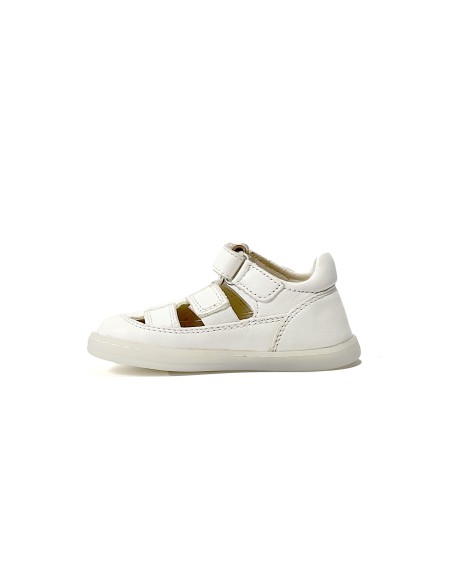 1er pas tractus f KICKERS