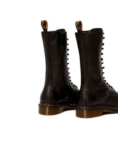 bottes Virginia leather high boots dr martens