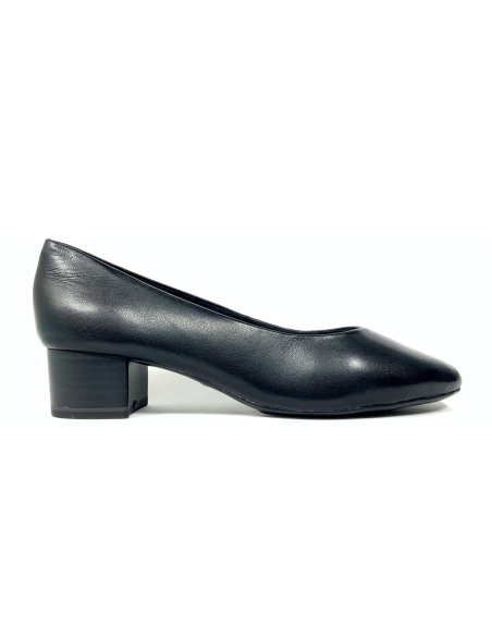escarpins et trotteurs 22300 tamaris