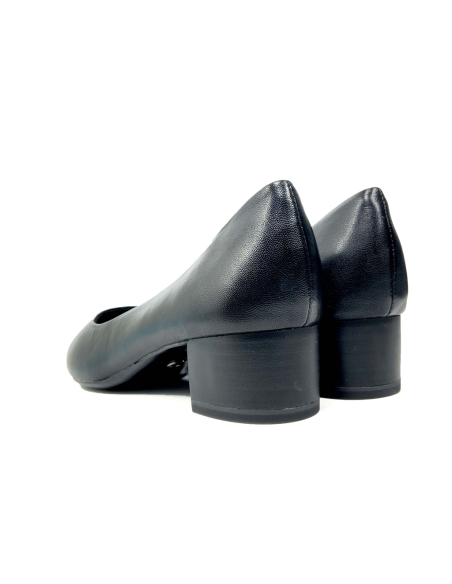 escarpins et trotteurs 22300 tamaris