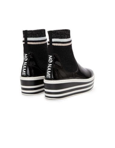 baskets sneakers boost socks no name
