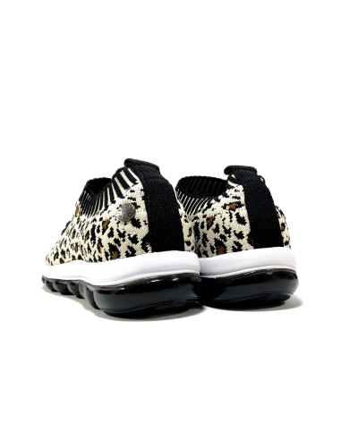 baskets sneakers gummies plush bernie mev