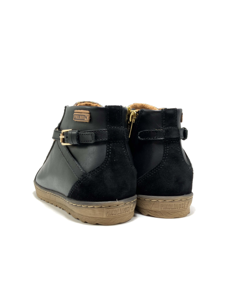baskets sneakers lagos pikolinos