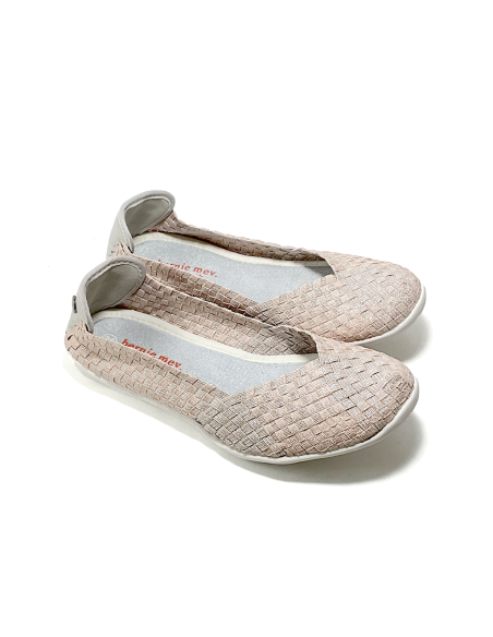 ballerines catwalk. bernie mev