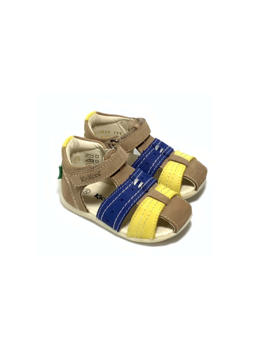 1er pas bigbazar KICKERS