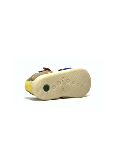 1er pas bigbazar KICKERS