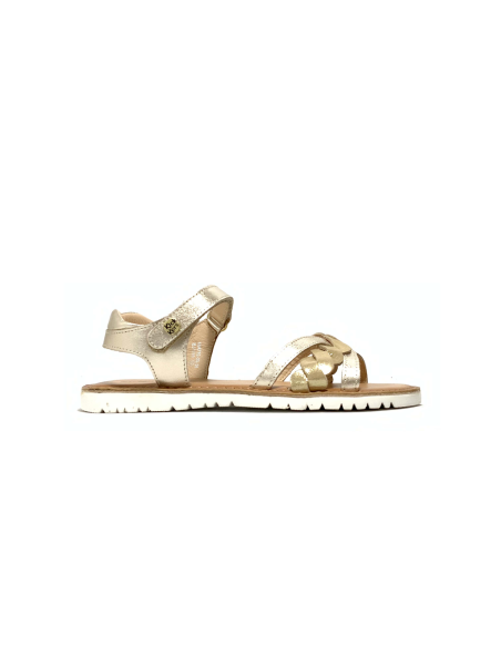 1er pas betty KICKERS