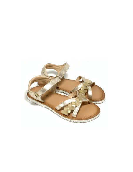 1er pas betty KICKERS