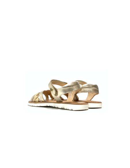 1er pas betty KICKERS
