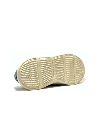 bateaux status 2.0 lorano skechers