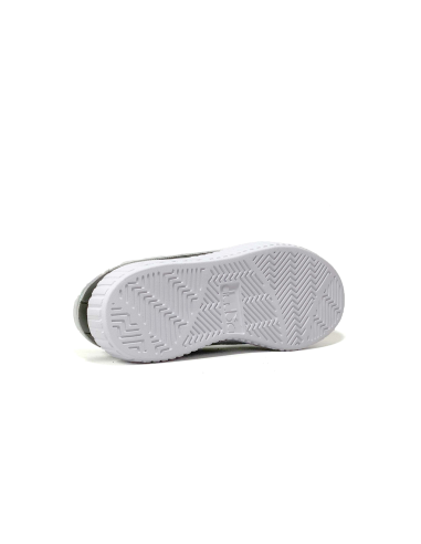 baskets sneakers game step. diadora