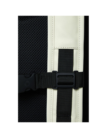 sacs mountaineer bag rains