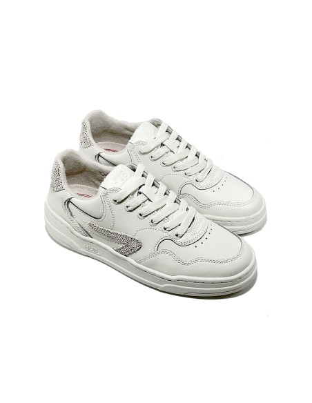 baskets sneakers court w hub