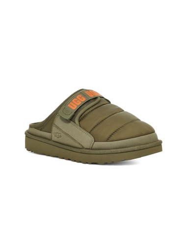 chausson slip on ugg