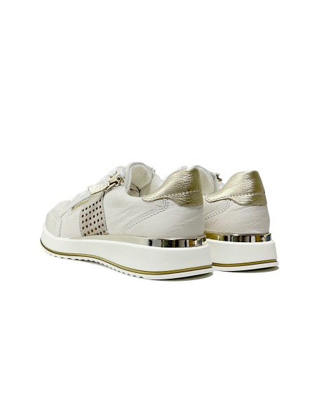 baskets sneakers las vegas ara